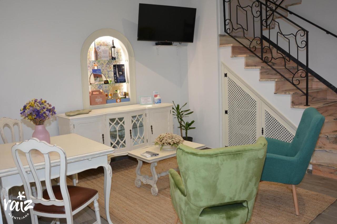 Raiz Alentejana Bed & Breakfast Reguengos de Monsaraz Exterior photo