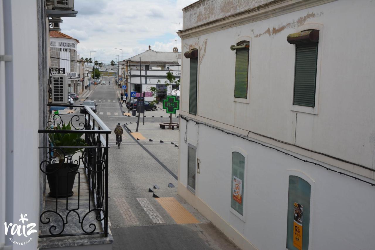 Raiz Alentejana Bed & Breakfast Reguengos de Monsaraz Exterior photo